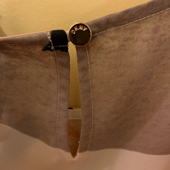 DKNY Suit Blouse SZ: S - Picture 10 of 11